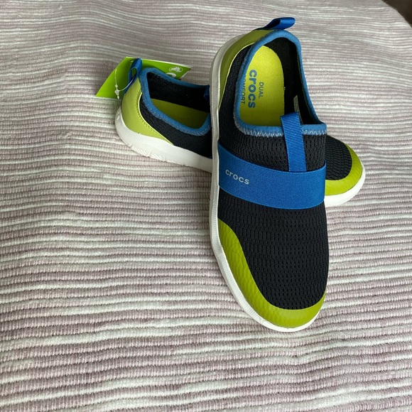 ! Brand new ! CROCS swiftwater soft shoe easy on - Picture 5 of 6